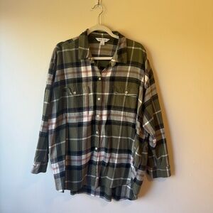 Old Navy | The Boyfriend Shirt | Green/Black/Pink Plaid Button-Up Shirt